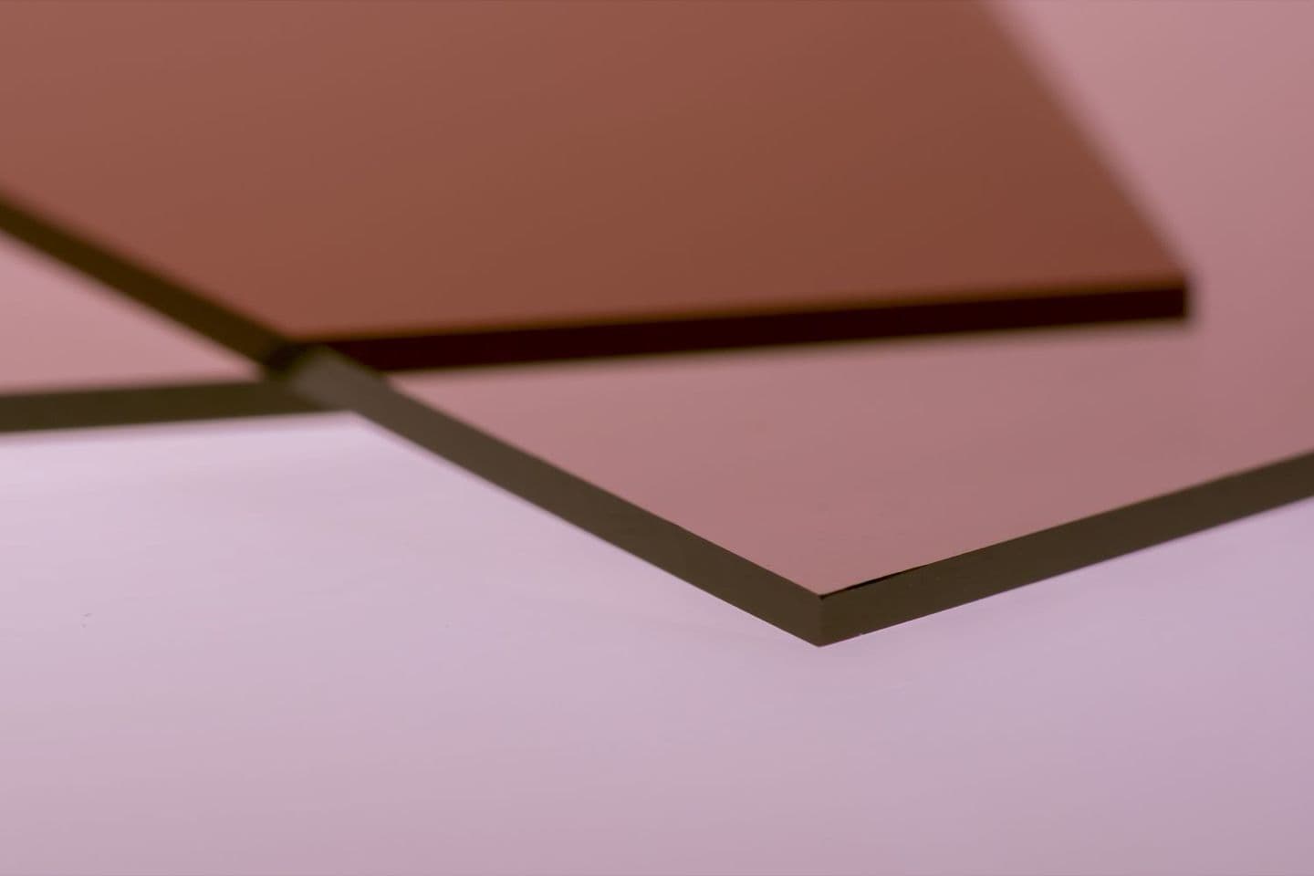 ポリカーボネー着色板板